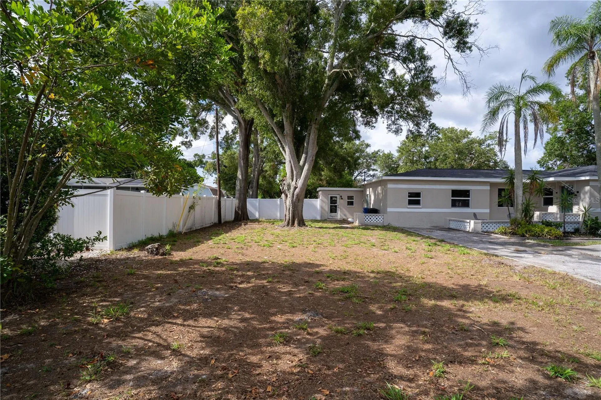 4566 28th Avenue N St Petersburg FL 33713