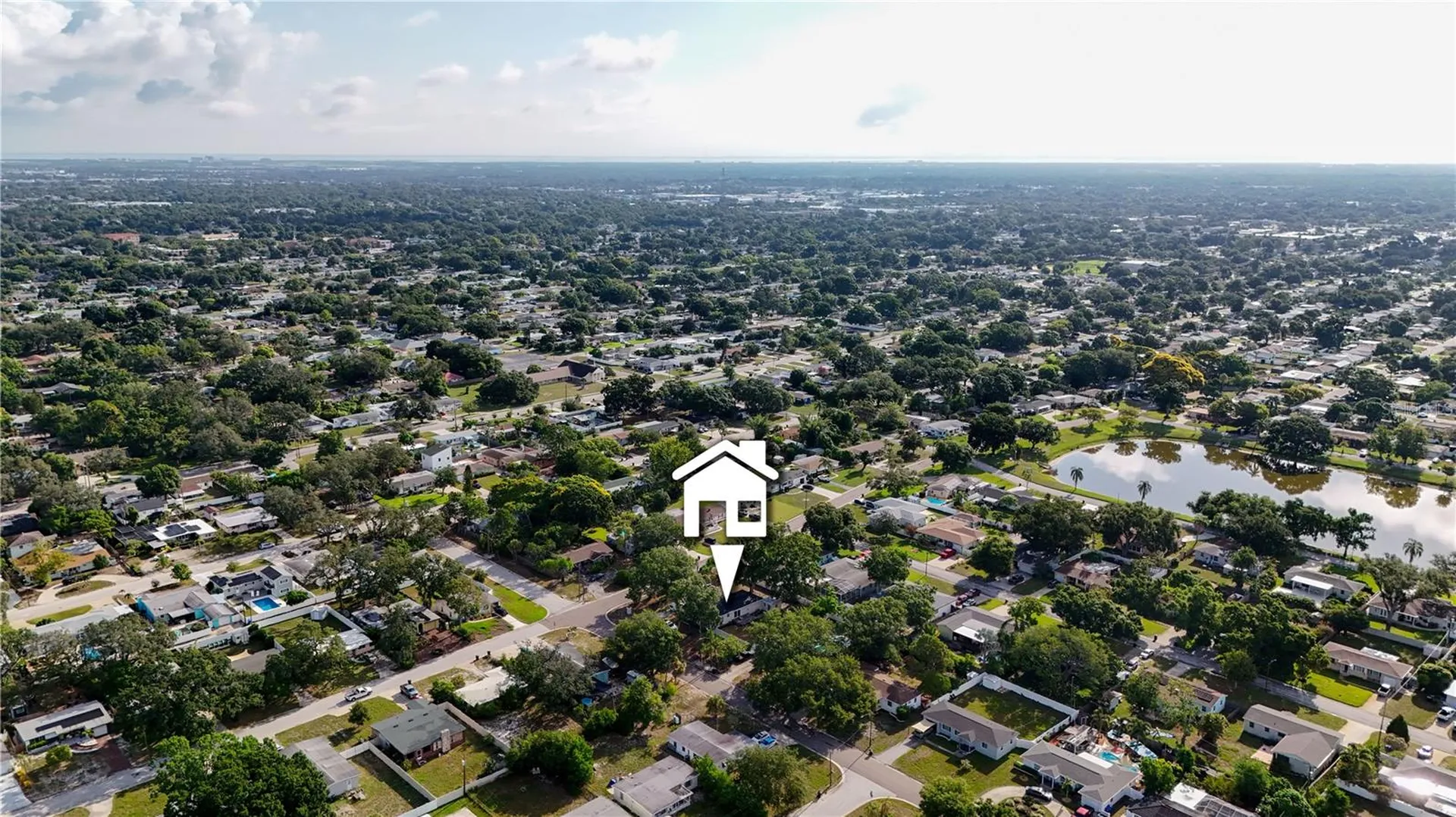 4566 28th Avenue N St Petersburg FL 33713