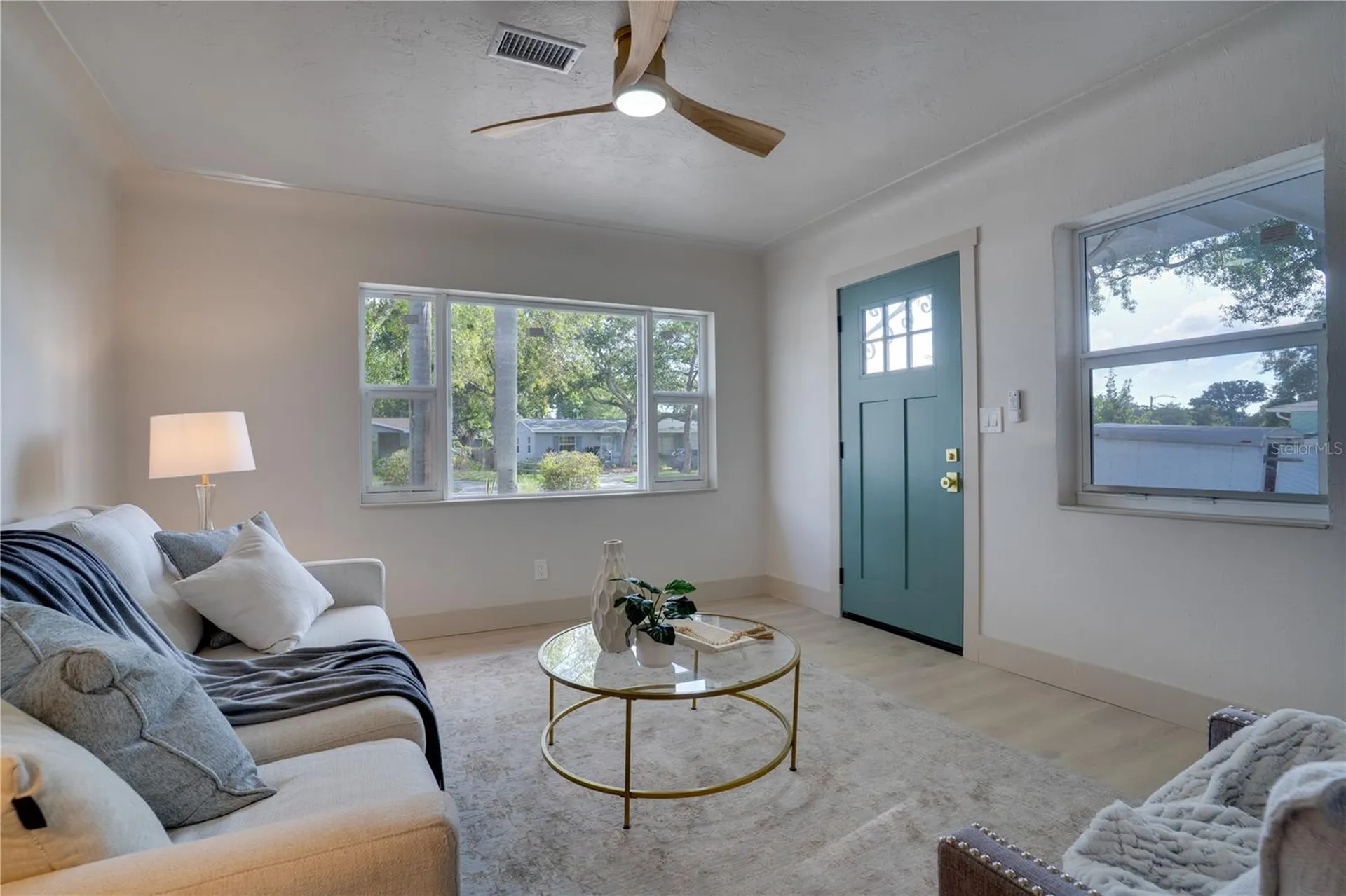 4566 28th Avenue N St Petersburg FL 33713