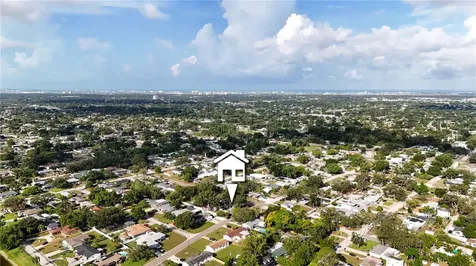 4566 28th Avenue N St Petersburg FL 33713