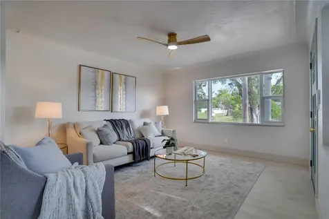 4566 28th Avenue N St Petersburg FL 33713
