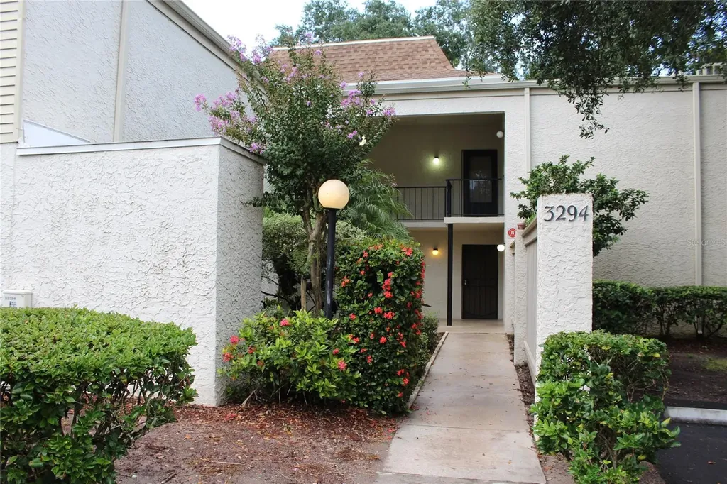 3294 S Semoran Boulevard Orlando FL 32822