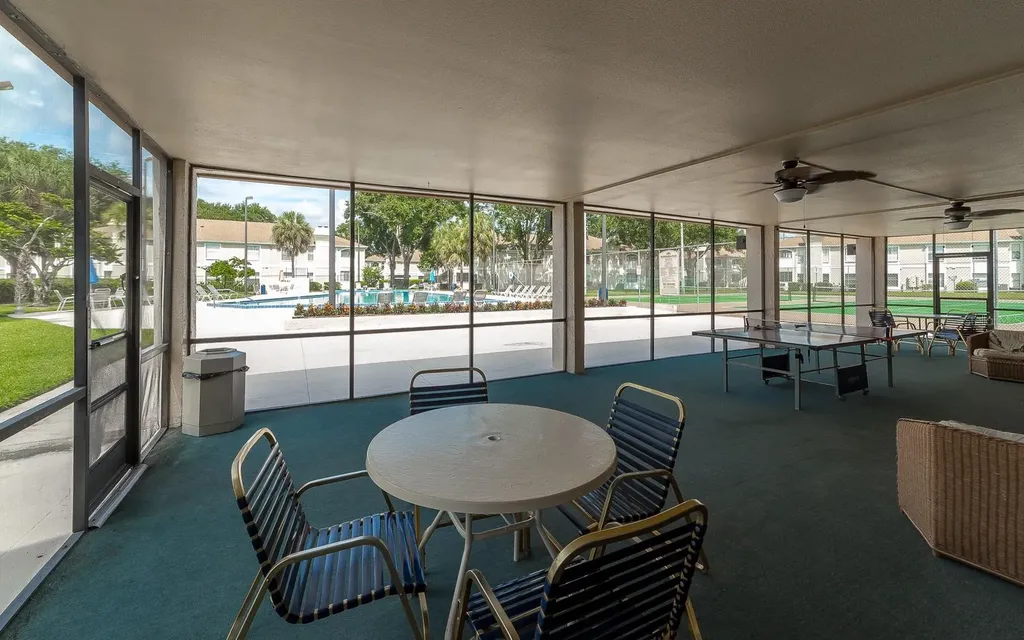 3294 S Semoran Boulevard Orlando FL 32822