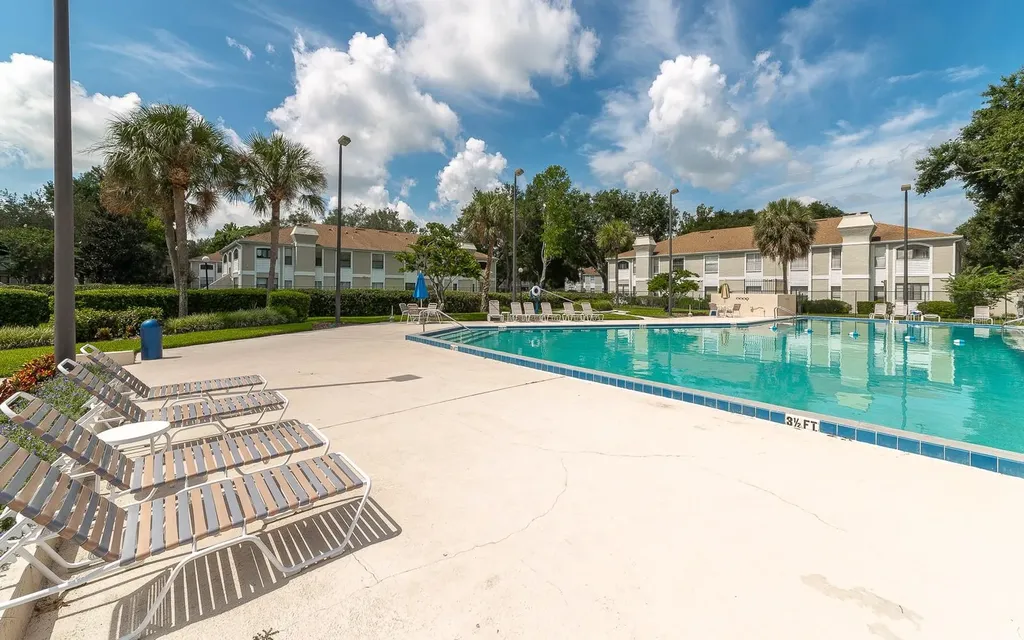 3294 S Semoran Boulevard Orlando FL 32822