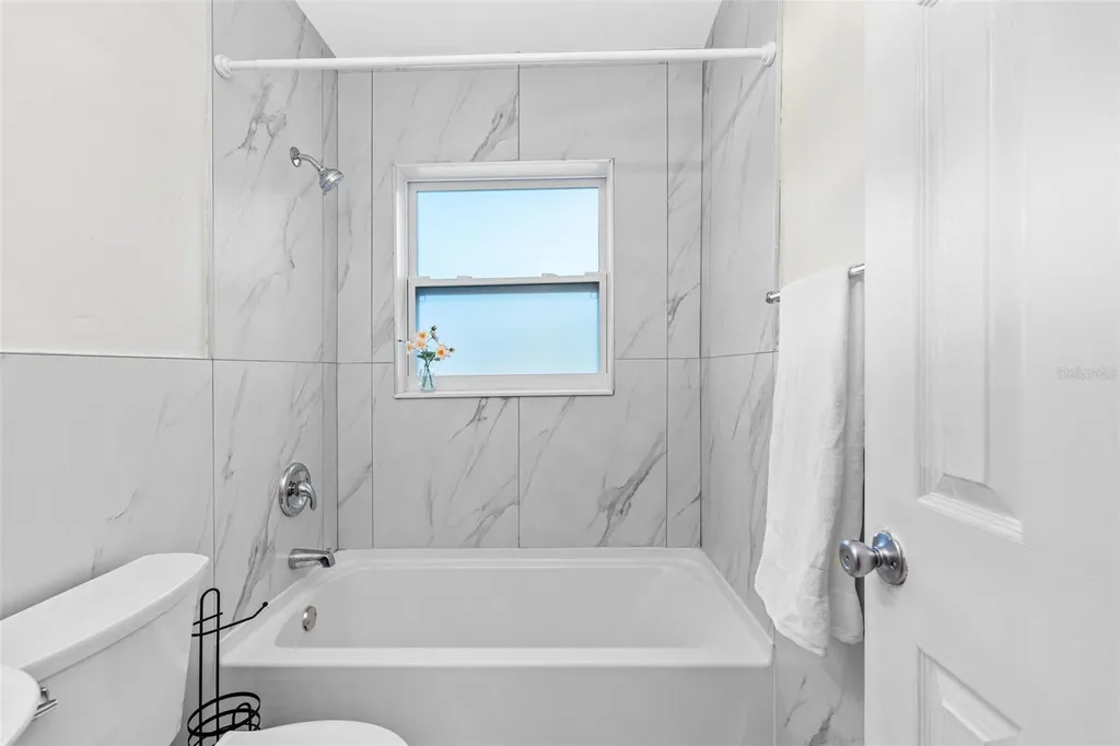 72 Lake Shore Drive Palm Harbor FL 34684