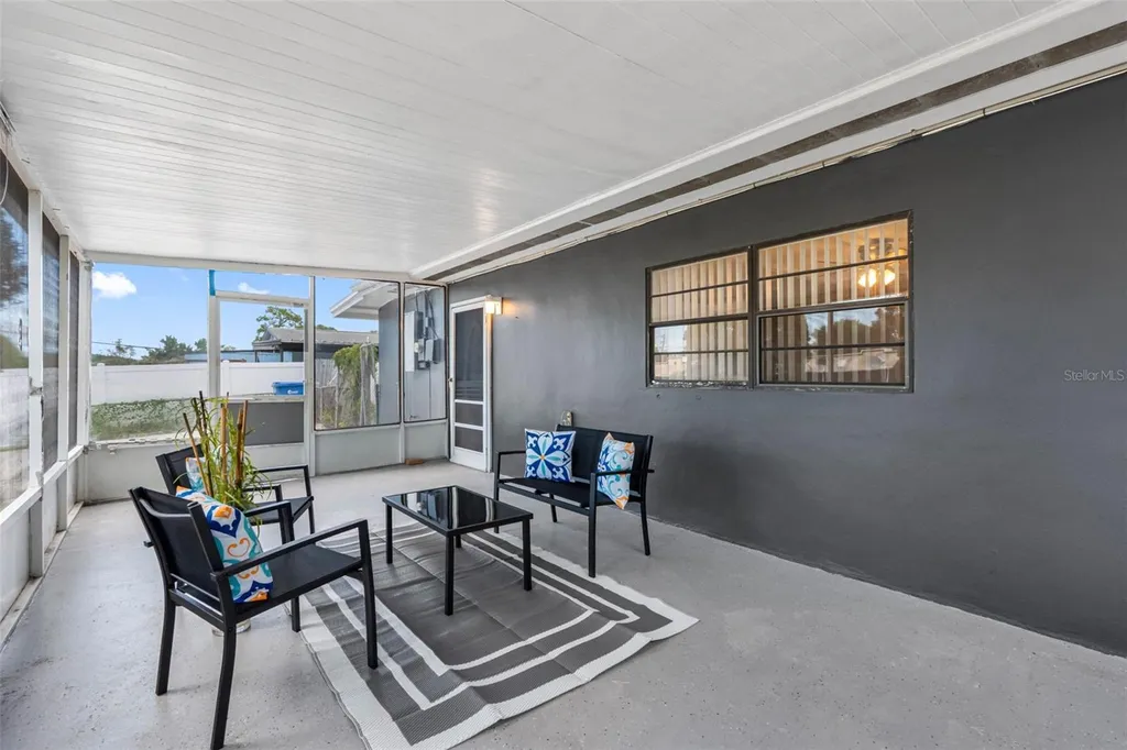 72 Lake Shore Drive Palm Harbor FL 34684