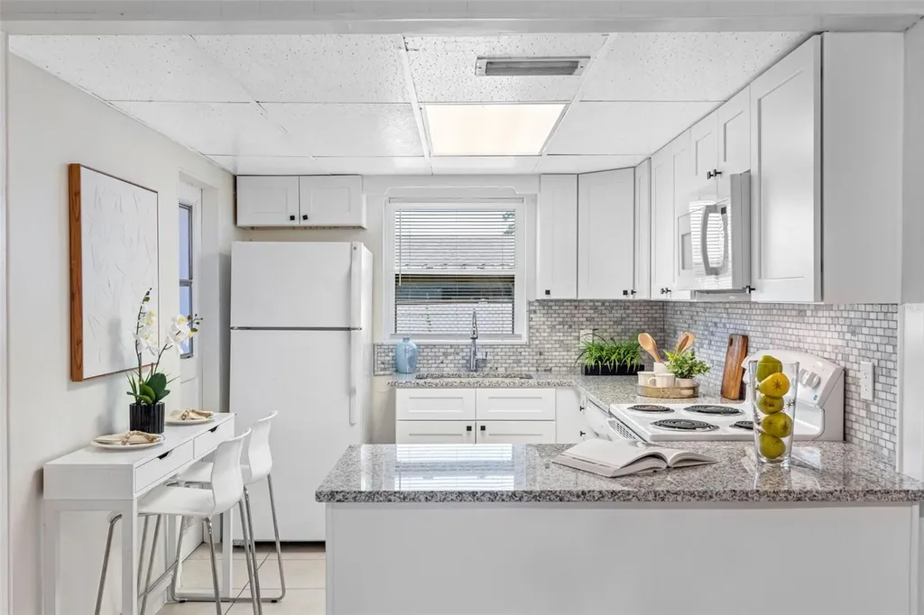 72 Lake Shore Drive Palm Harbor FL 34684