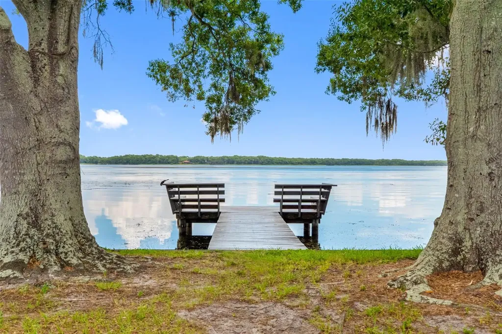 72 Lake Shore Drive Palm Harbor FL 34684
