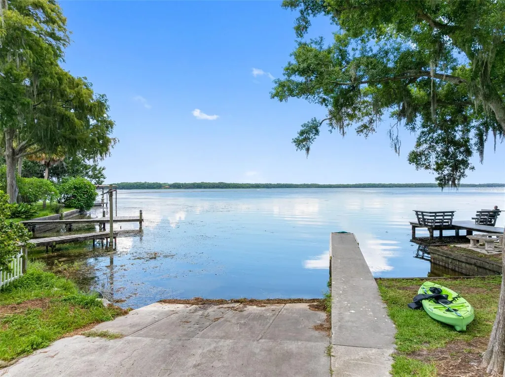 72 Lake Shore Drive Palm Harbor FL 34684