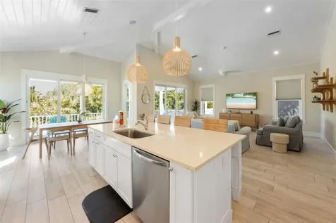 418 Magnolia Avenue Anna Maria FL 34216