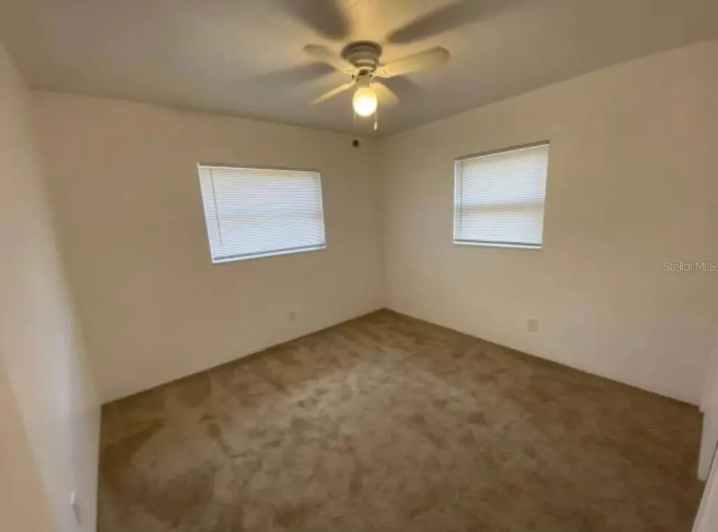 5744 2nd Avenue N St Petersburg FL 33710