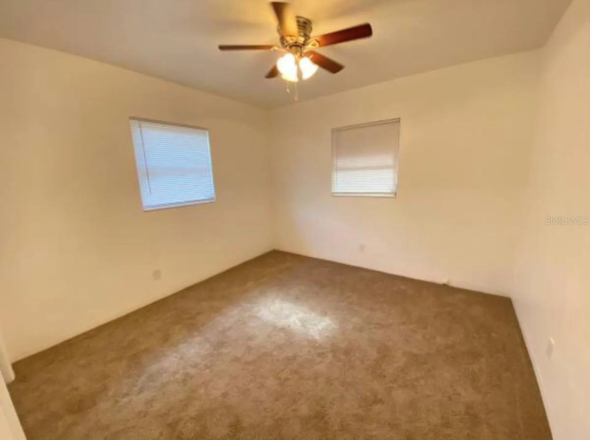 5744 2nd Avenue N St Petersburg FL 33710