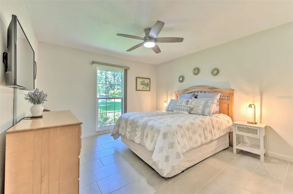 1712 Sakura Drive Valrico FL 33596