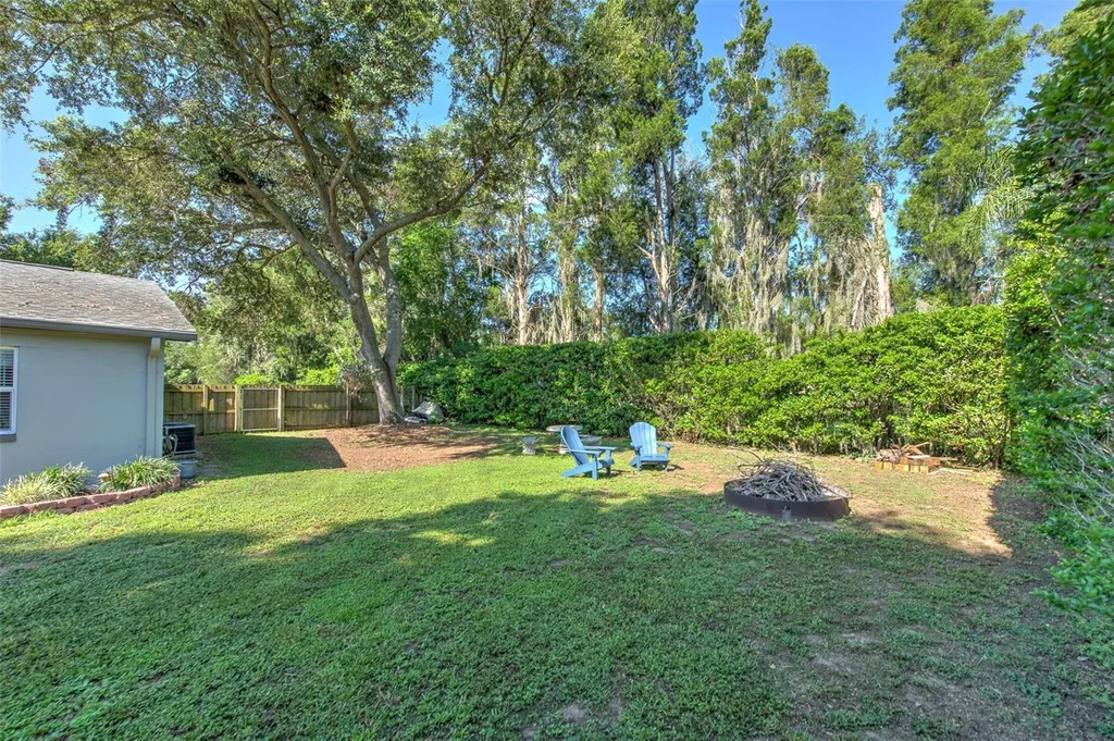 1712 Sakura Drive Valrico FL 33596