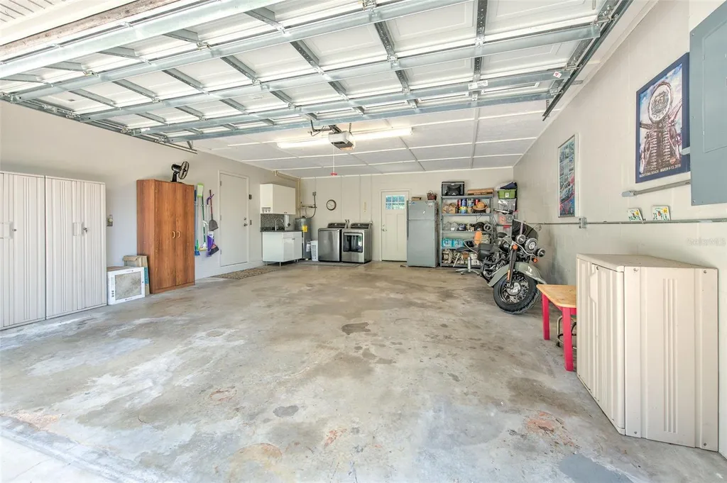 1712 Sakura Drive Valrico FL 33596