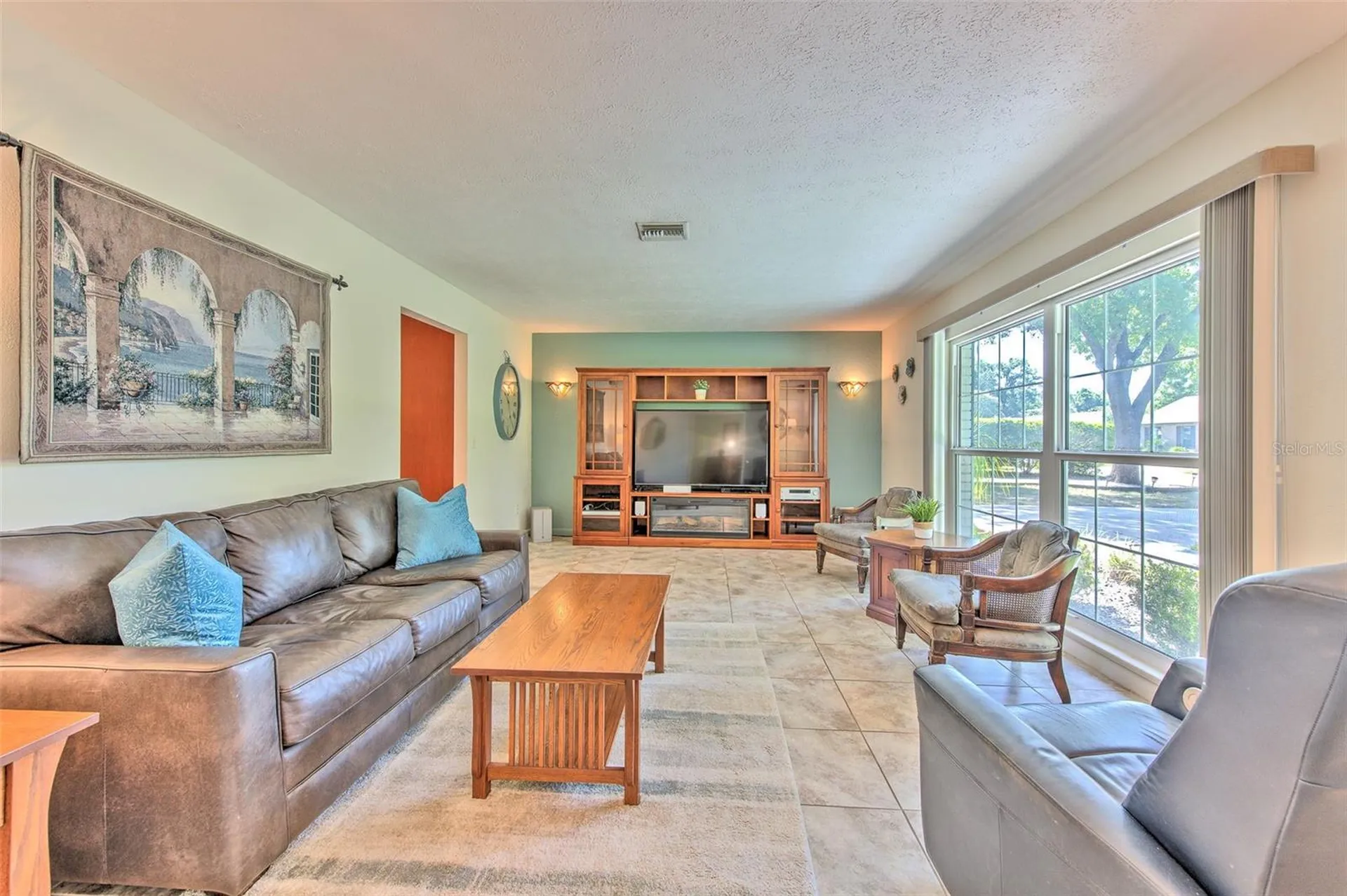 1712 Sakura Drive Valrico FL 33596