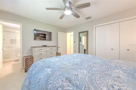1712 Sakura Drive Valrico FL 33596