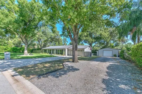 1712 Sakura Drive Valrico FL 33596