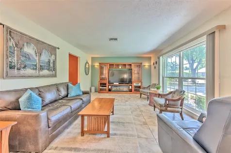 1712 Sakura Drive Valrico FL 33596
