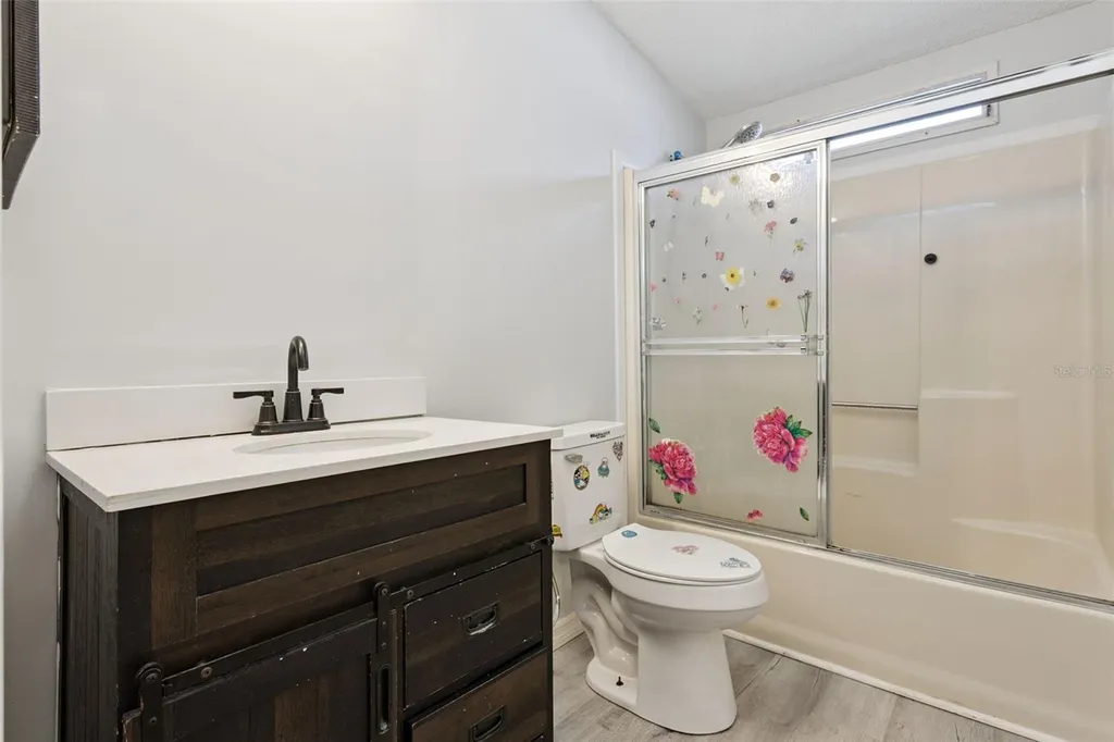 1787 W Schwartz Boulevard Lady Lake FL 32159