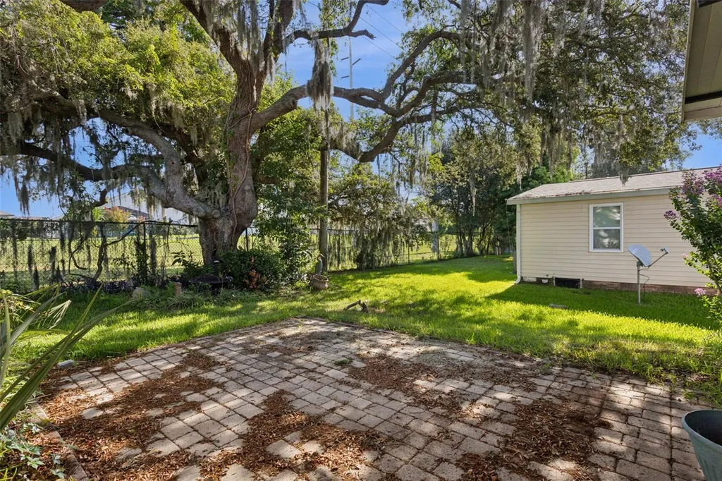 1787 W Schwartz Boulevard Lady Lake FL 32159