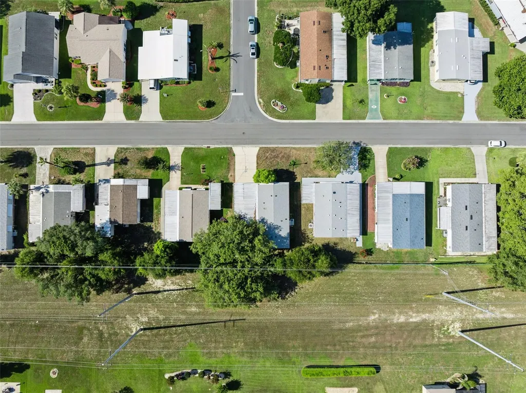 1787 W Schwartz Boulevard Lady Lake FL 32159