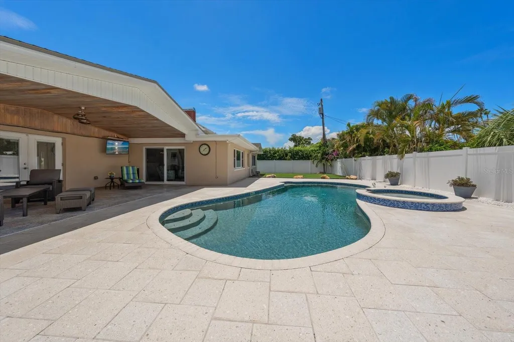 1320 Golf View Drive Belleair FL 33756