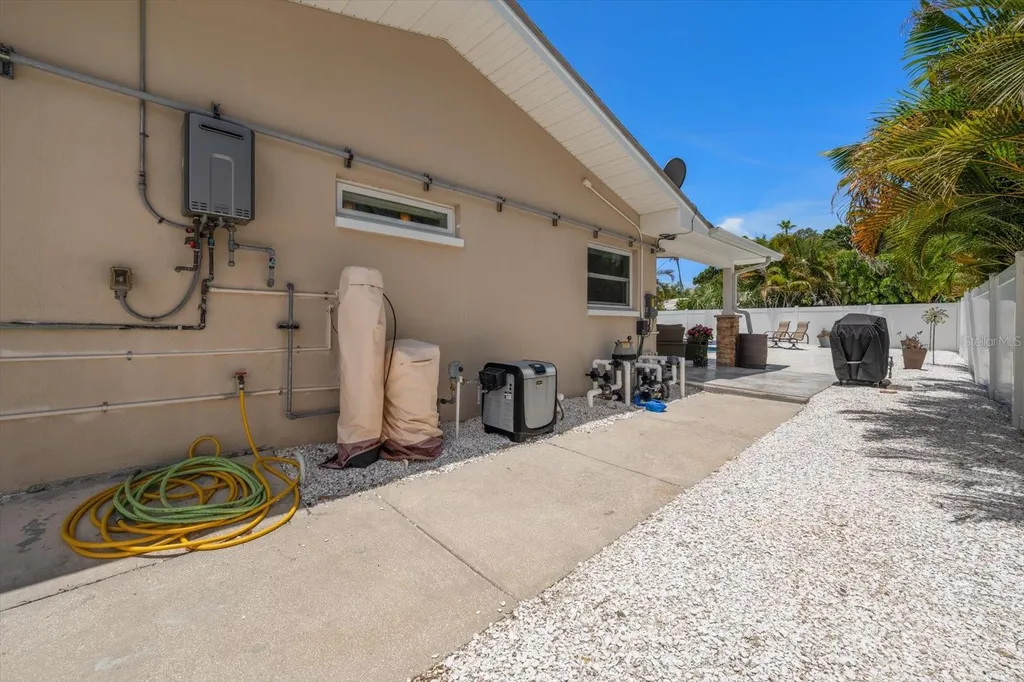1320 Golf View Drive Belleair FL 33756