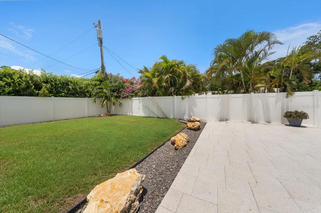 1320 Golf View Drive Belleair FL 33756