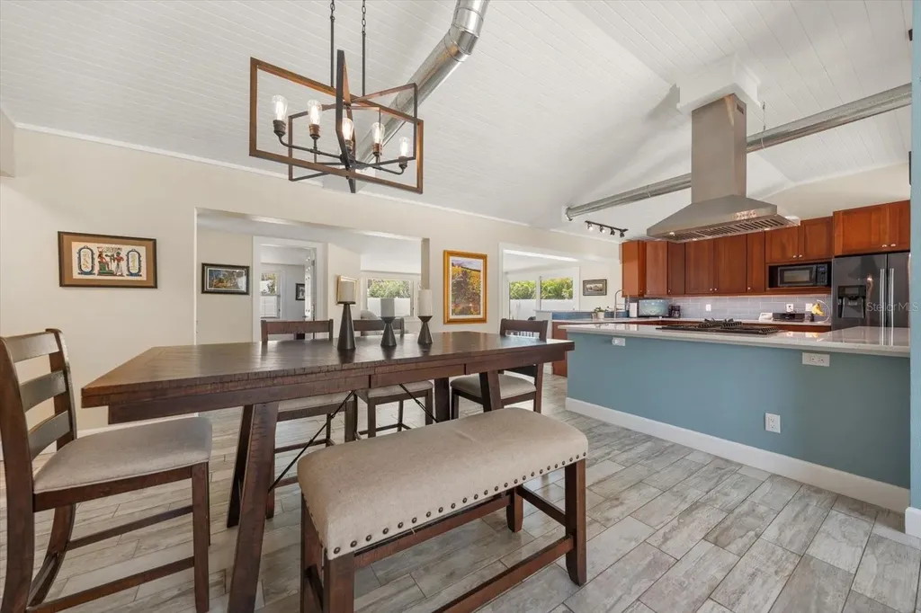 1320 Golf View Drive Belleair FL 33756