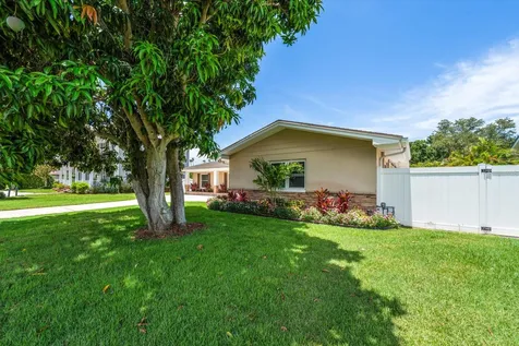 1320 Golf View Drive Belleair FL 33756