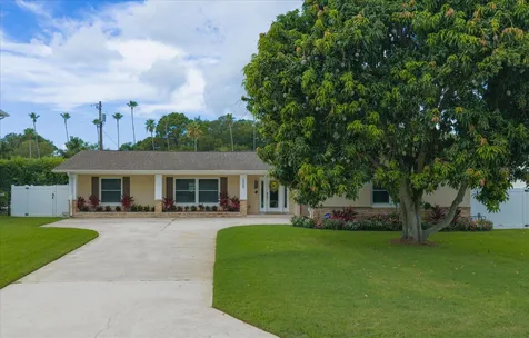 1320 Golf View Drive Belleair FL 33756