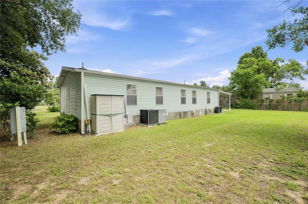 6720 NE 1st Place Ocala FL 34470