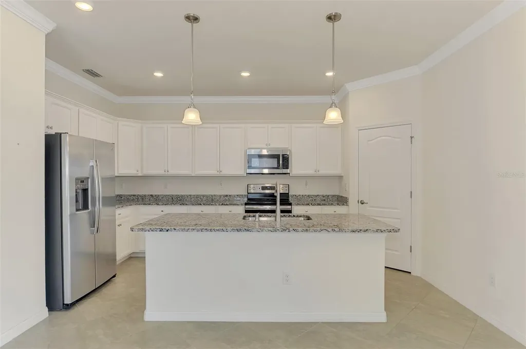 9824 Hilltop Drive Venice FL 34292