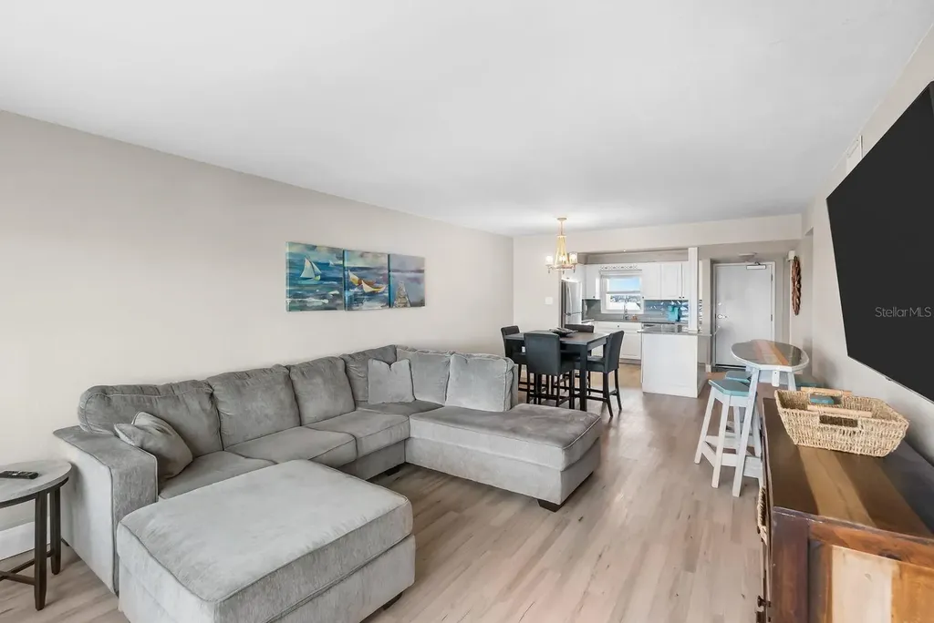 1270 Gulf Boulevard Clearwater Beach FL 33767