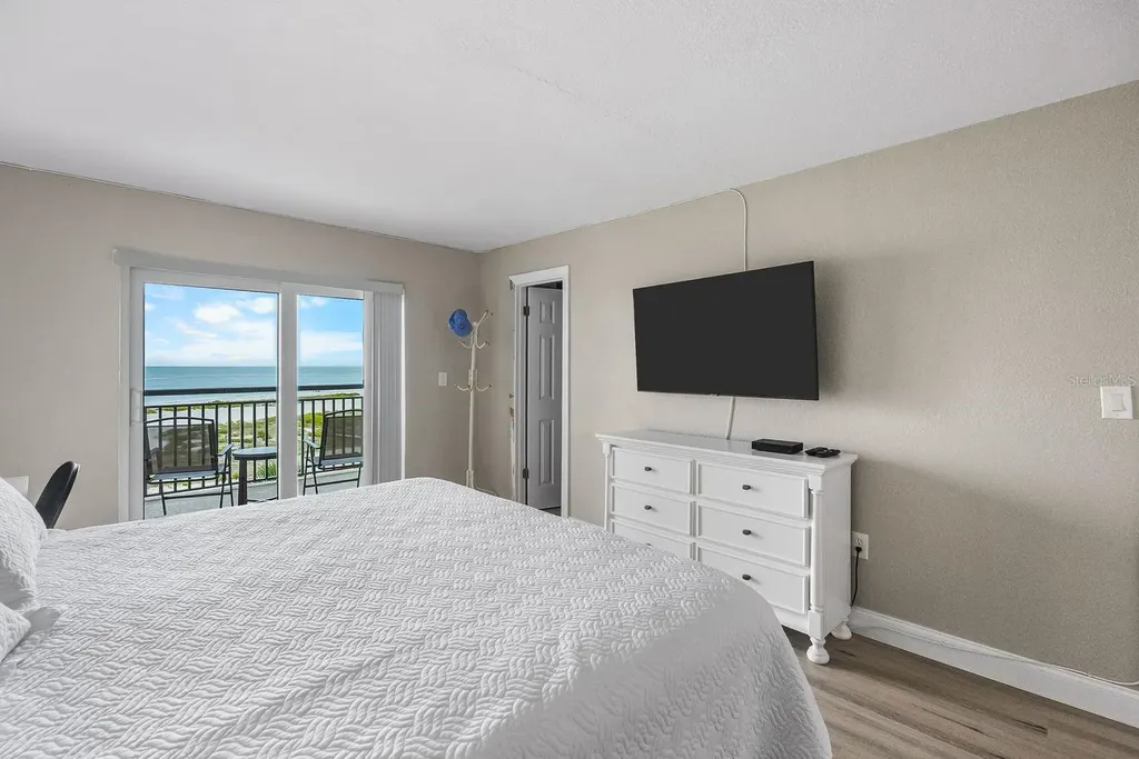 1270 Gulf Boulevard Clearwater Beach FL 33767