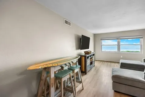 1270 Gulf Boulevard Clearwater Beach FL 33767