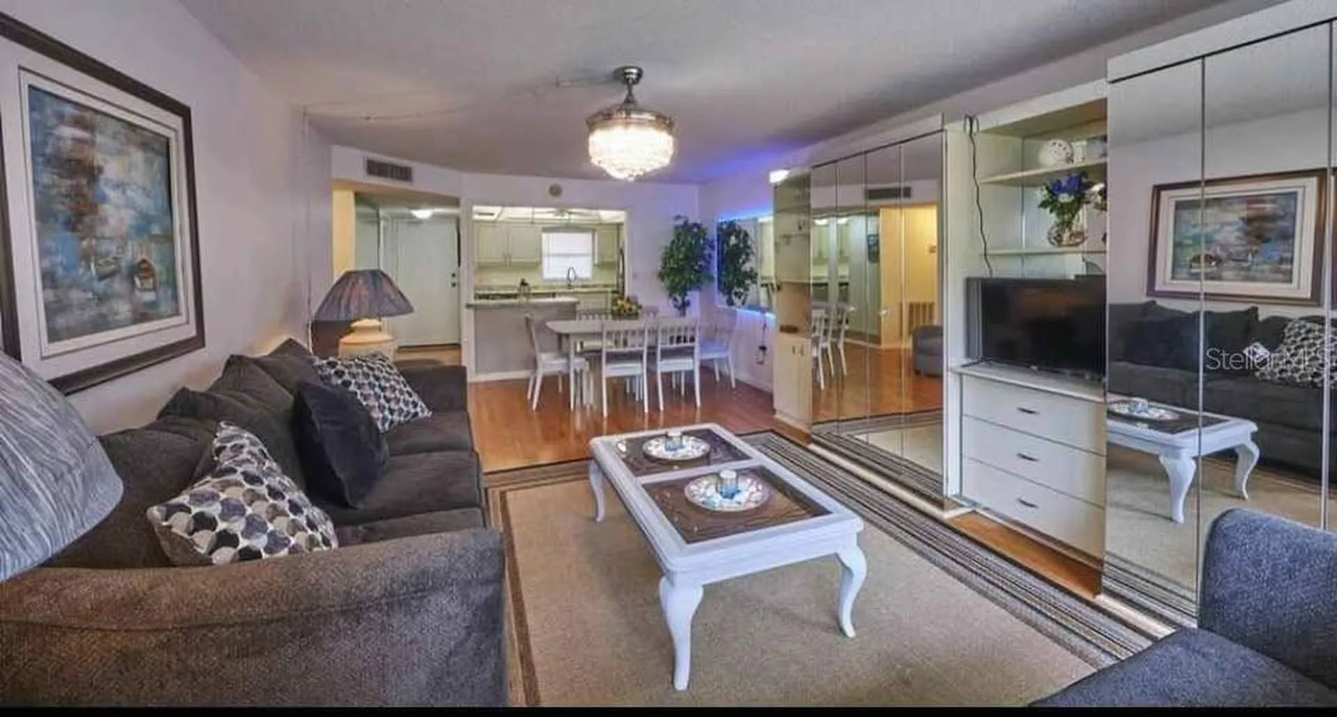 4550 Cove Circle St Petersburg FL 33708