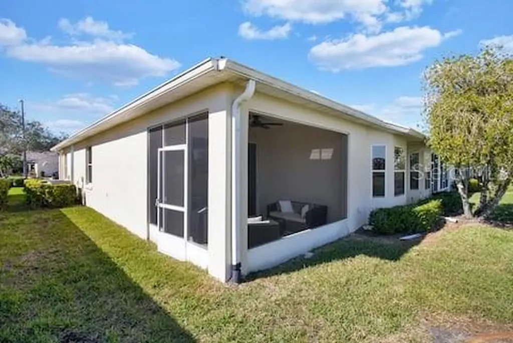 191 Club Villas Lane Kissimmee FL 34744