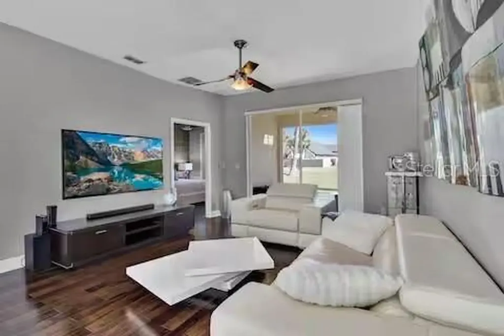 191 Club Villas Lane Kissimmee FL 34744