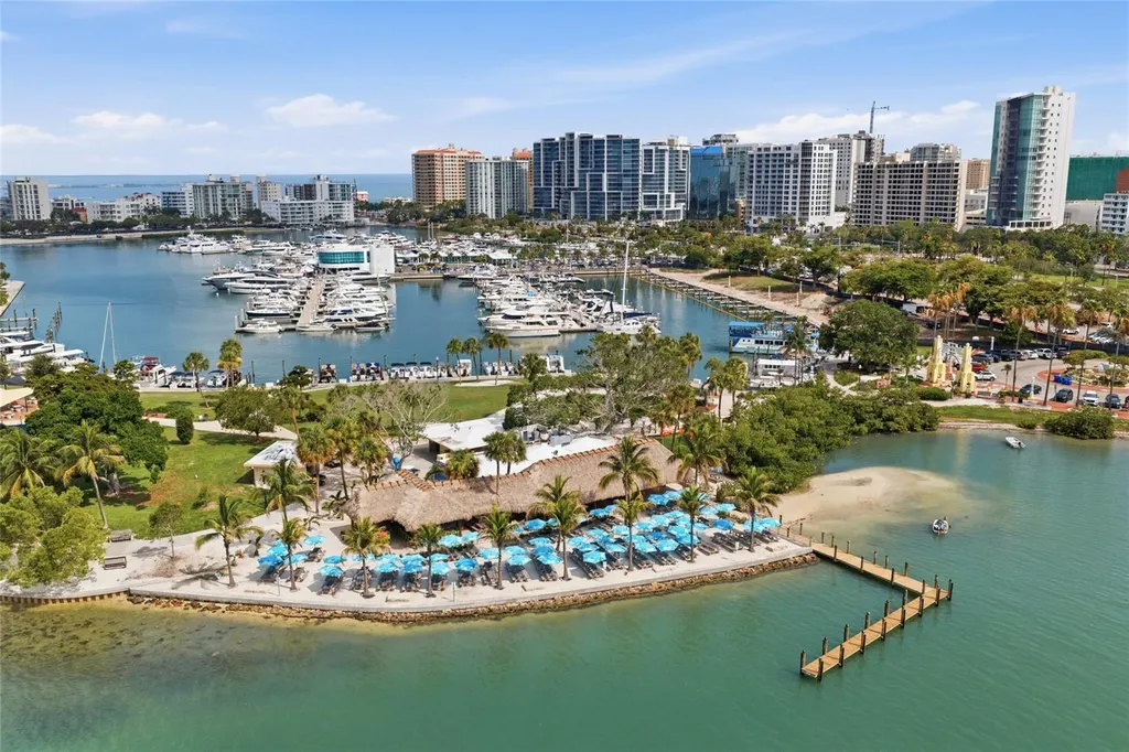 2930 Hawthorne Street Sarasota FL 34239