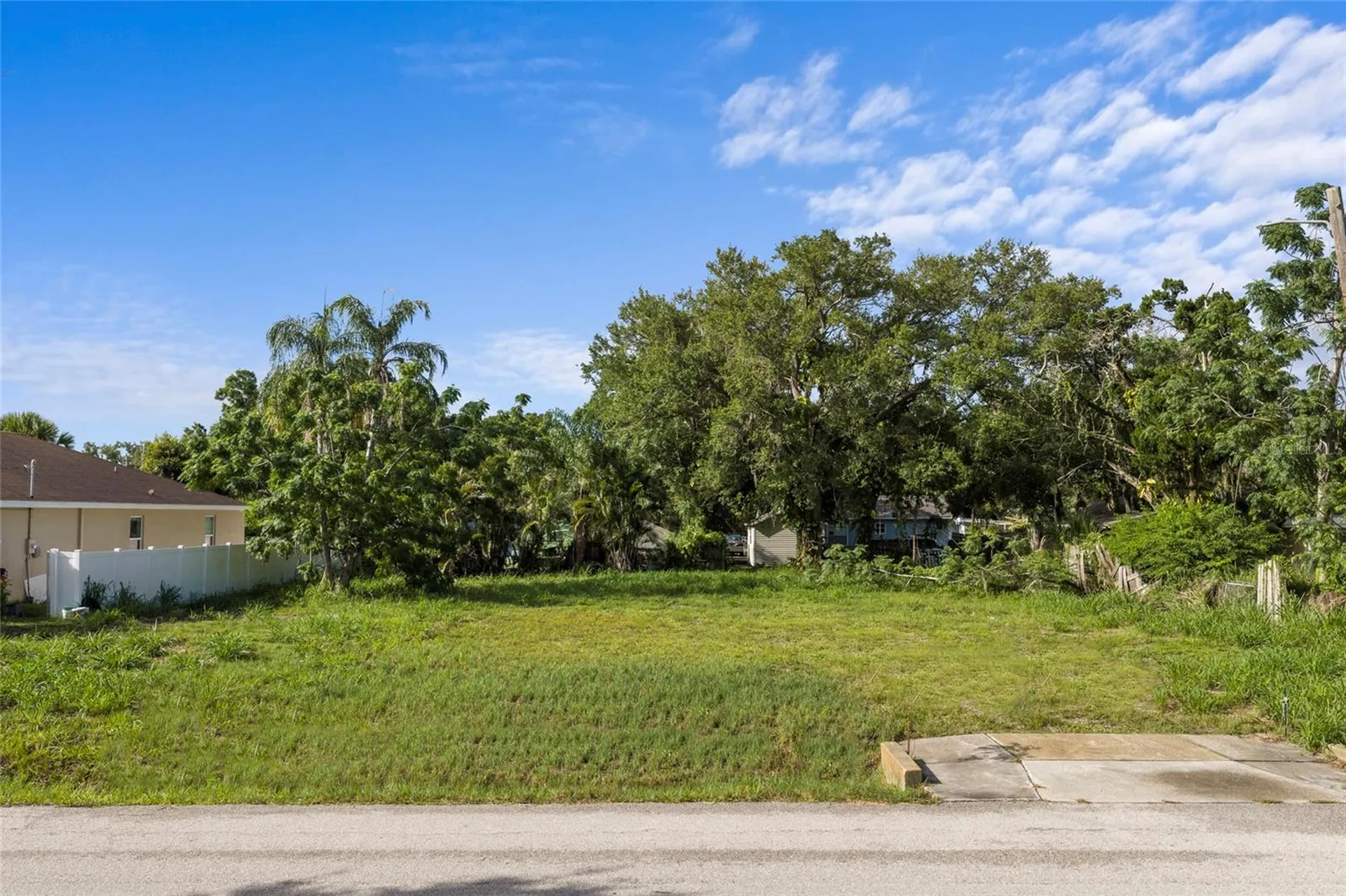 2930 Hawthorne Street Sarasota FL 34239