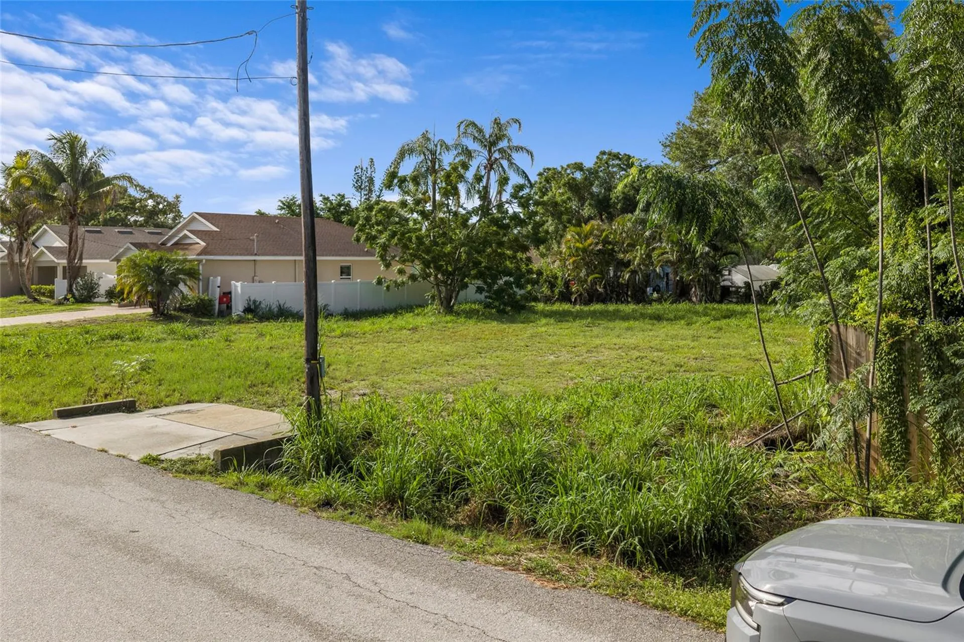 2930 Hawthorne Street Sarasota FL 34239