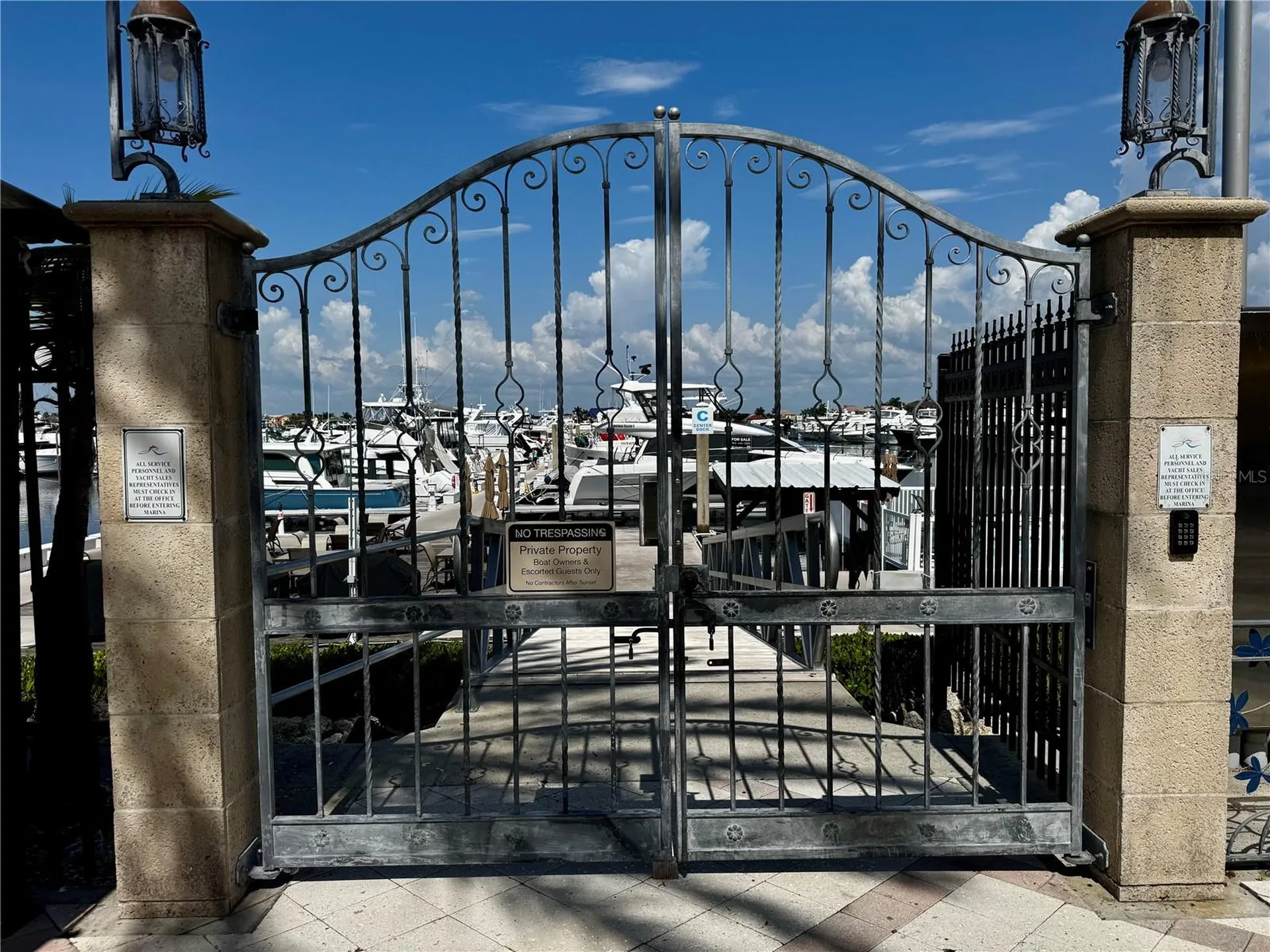 102 Riviera Dunes Way Palmetto FL 34221