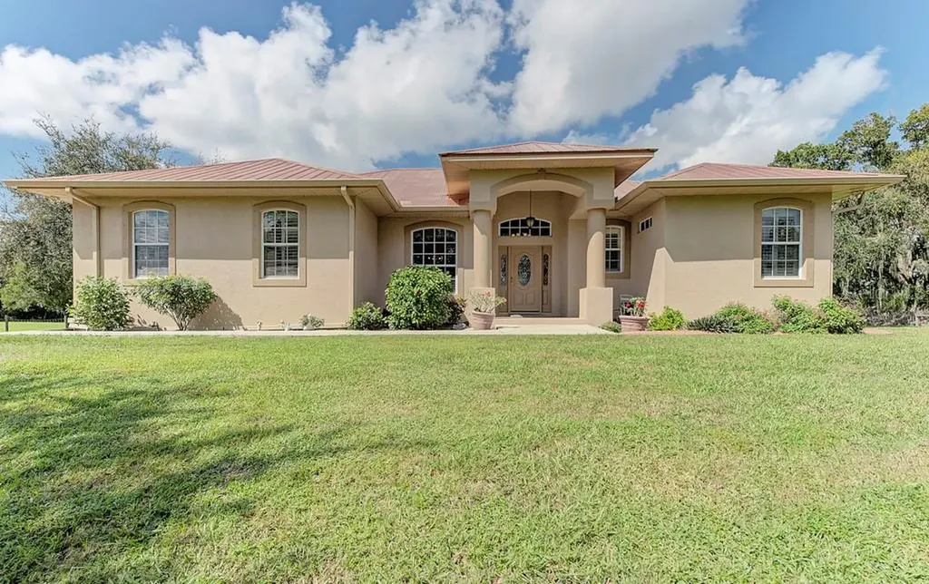 6930 69th Street E Palmetto FL 34221