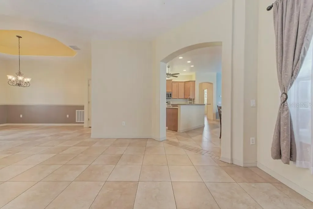 6930 69th Street E Palmetto FL 34221