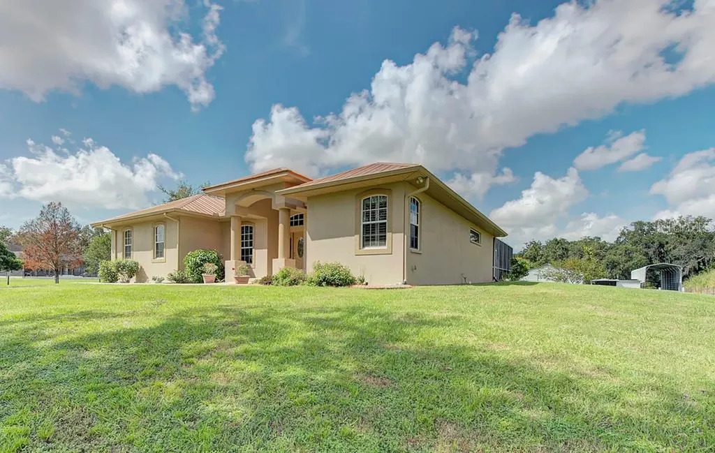 6930 69th Street E Palmetto FL 34221