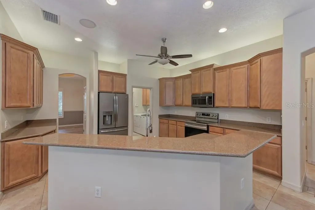 6930 69th Street E Palmetto FL 34221