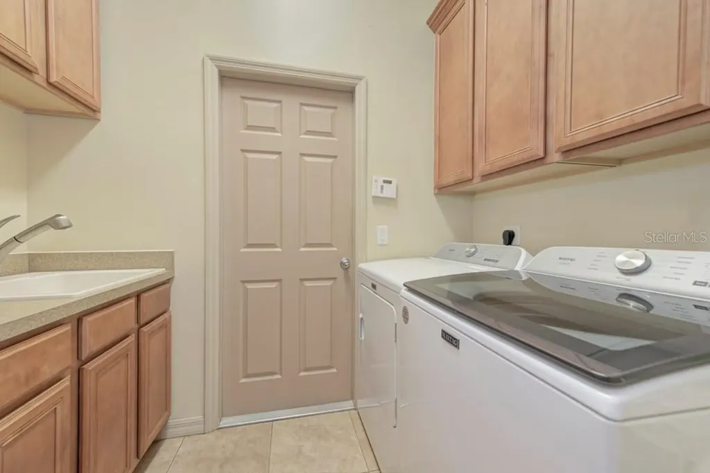 6930 69th Street E Palmetto FL 34221