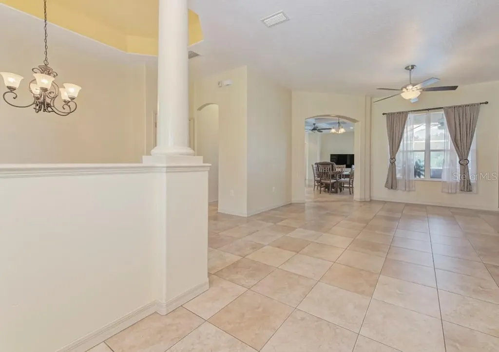 6930 69th Street E Palmetto FL 34221
